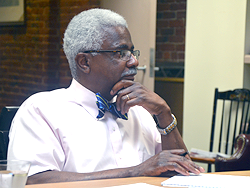 roundtable_desmond